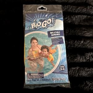 H2O Go! Inflatable Arm Bands Pineapple Kids Pool Summer NEW